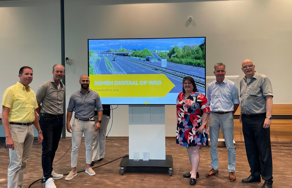 Ralph van den boom (gem. Bergen op Zoom), Daan Quaars (LCB), Domique Hopmans (wethouder Bergen op Zoom), Sanneke Vermeulen (wethouder Roosendaal), Joost de Kruijf, Ruud Weijmans (LCB)